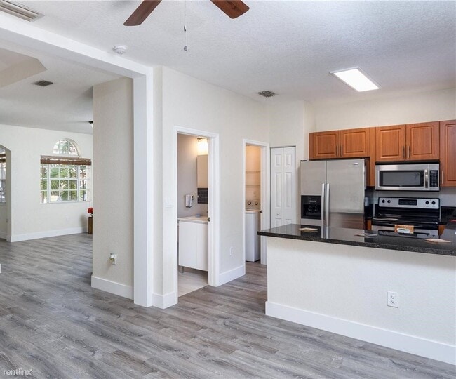 3 br, 2 bath Townhome - 12760 Sw 49th Court - 3 br, 2 bath Townhome - 12760 Sw 49th Court