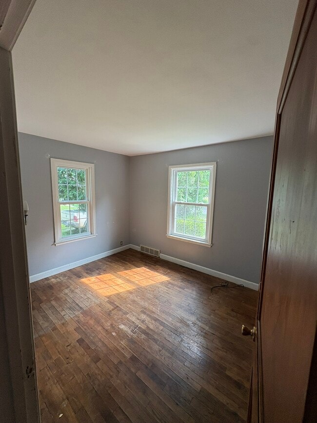 Photo - 805 N Monroe St