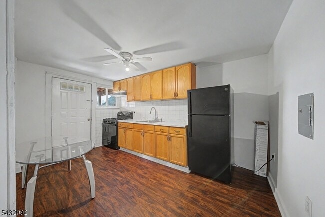 Photo - 309 Main St Unidad 3