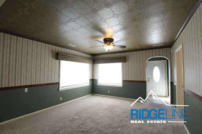 Photo - 2525 5th Ave N