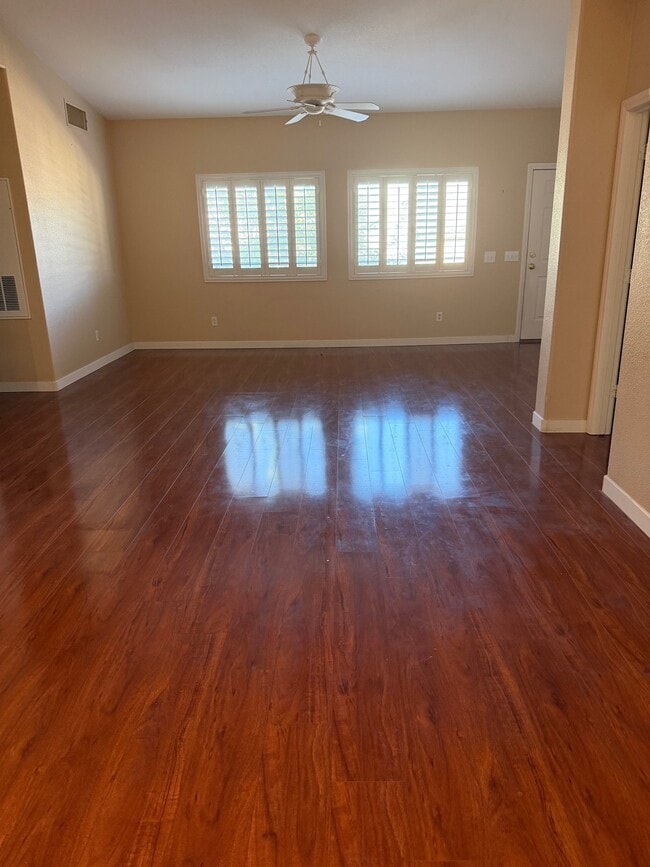 Photo - 2152 Jade Creek St