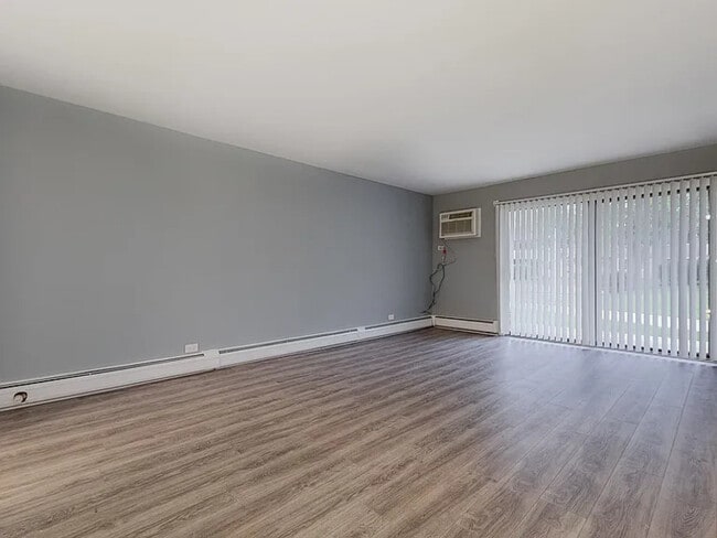 Photo - 3800 Bayside Dr Unit 2,