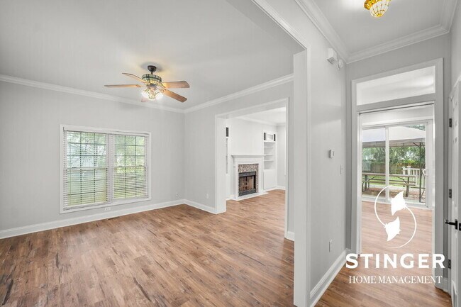 Photo - 1606 Columbia Ave