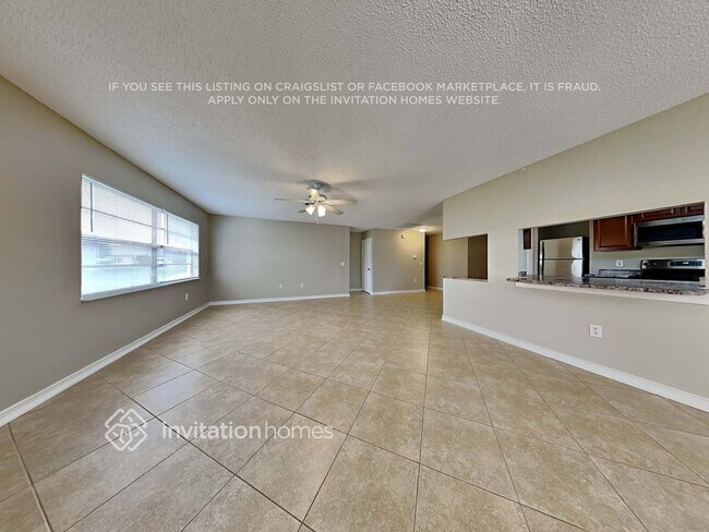 Photo - 8702 Wolf Den Trail