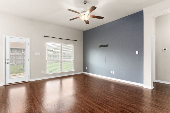 Photo - 3 Bedroom 2 bath in La Pointe Community