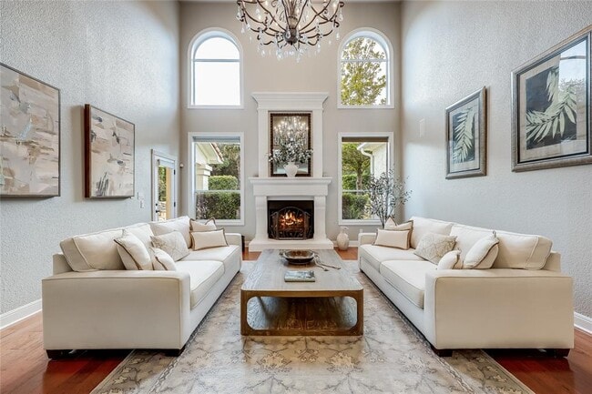 Photo - 2116 Demona Dr