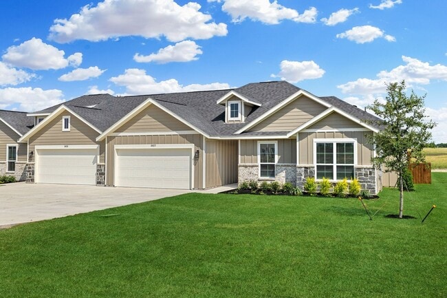 Photo - EDGEWOOD ESTATES NOW PRE-LEASING! LUXURIOUS DUPLEX LOCATED ON 1-ACRE LOT IN MIDLOTHIAN, TX!