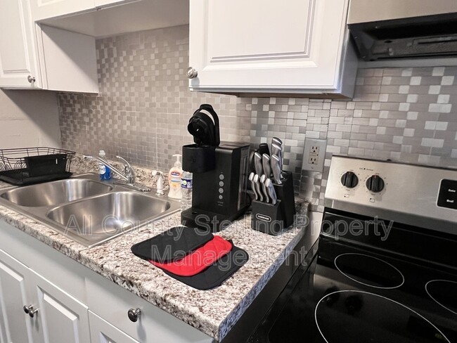 Photo - 521 SE 14th Terrace