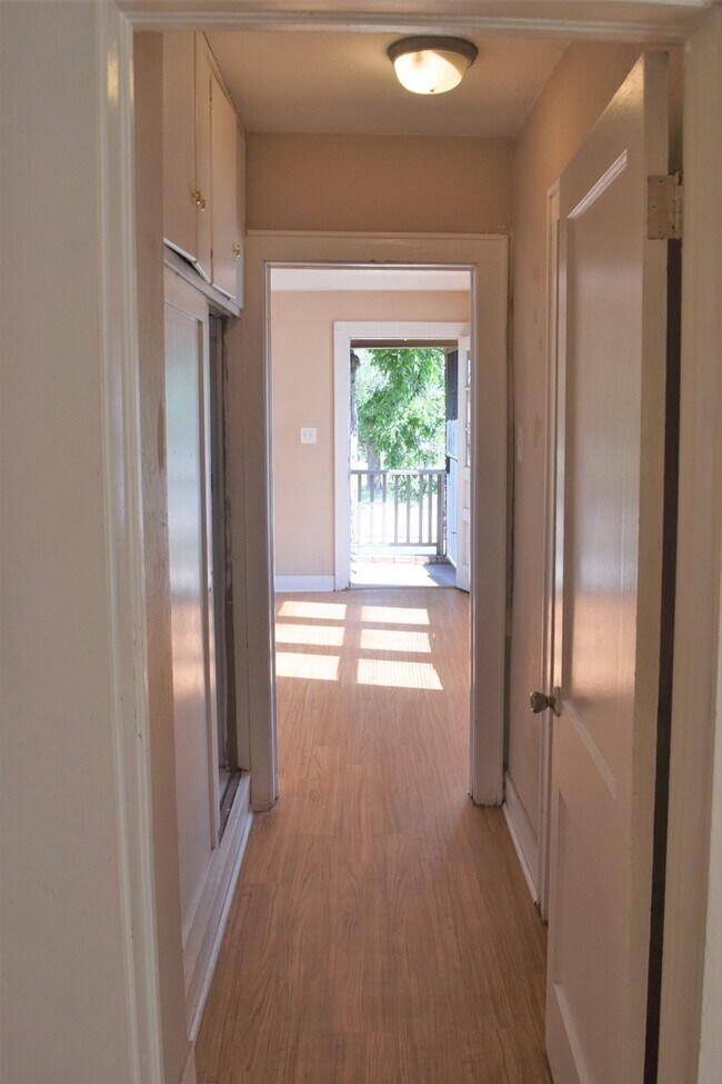 Photo - 1020 NE 18th St Unit 1020 NE 18th St