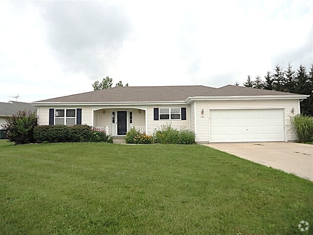Building Photo - 744 Ridge View Dr Rental