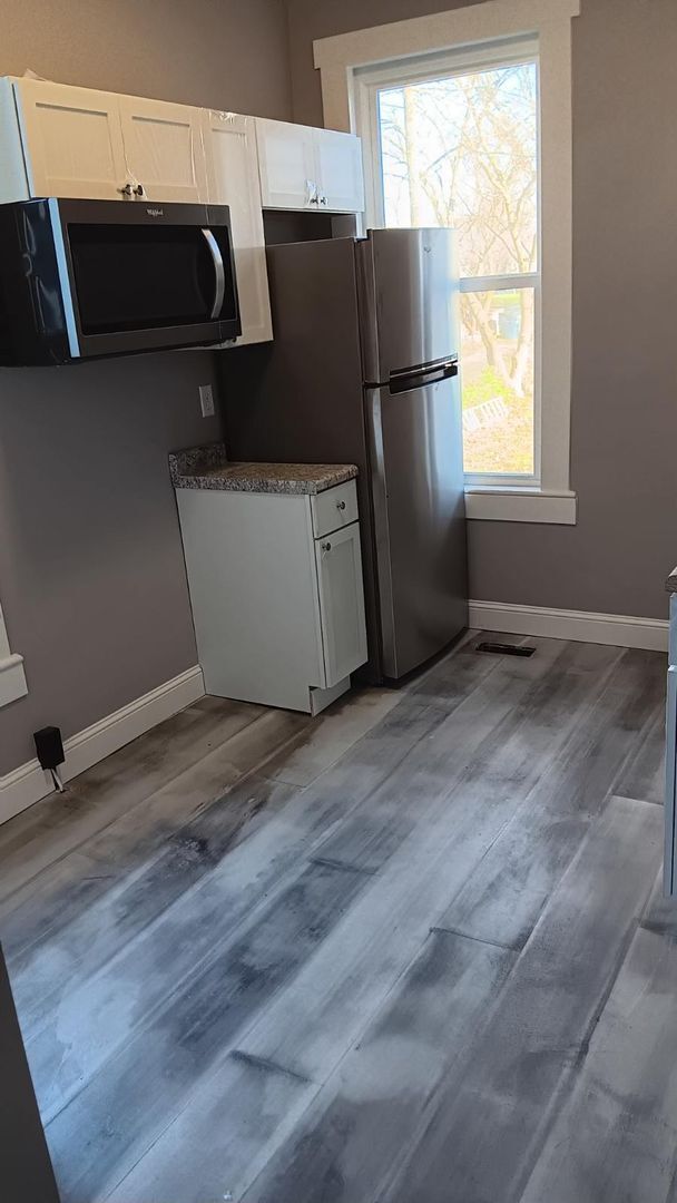 Photo - 559 Catterlin St Unit 559 Catterlin Apt 2