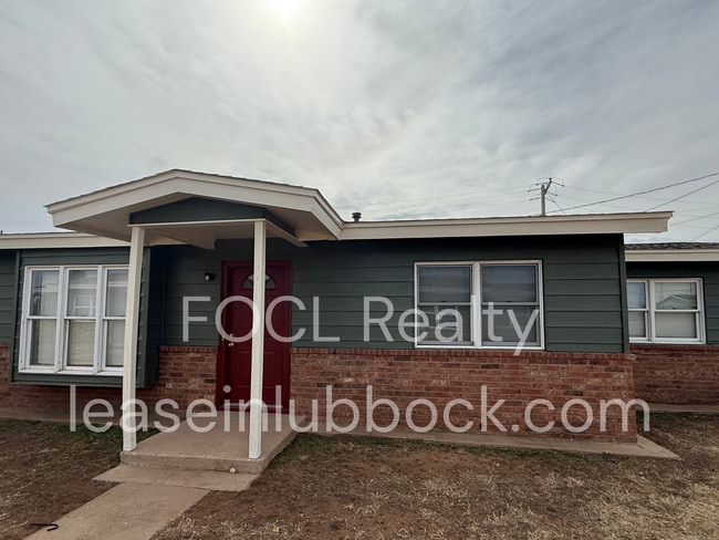Building Photo - 510 Dowden Rd Unit 510 (505 C1)