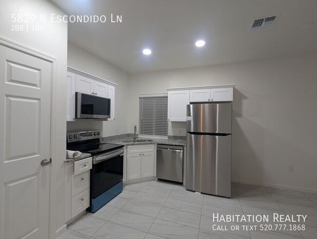 Photo - 5829 N Escondido Ln