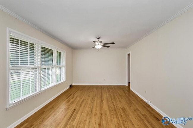 Photo - 2320 Rodgers Dr NE