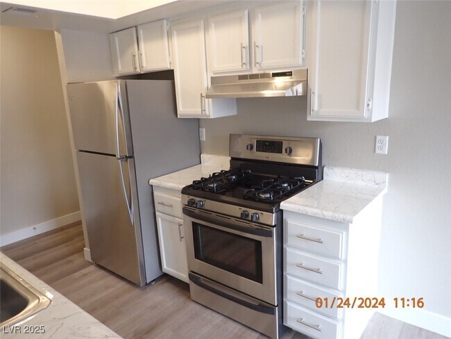 Photo - 4571 Carriage Park Dr