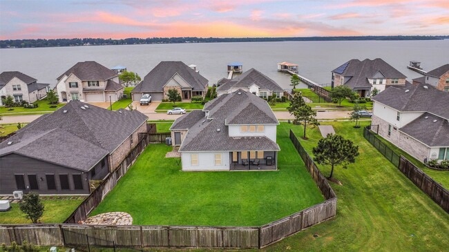 Photo - 9239 Brunel Ln