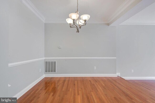 Photo - 4238 Chariot Way