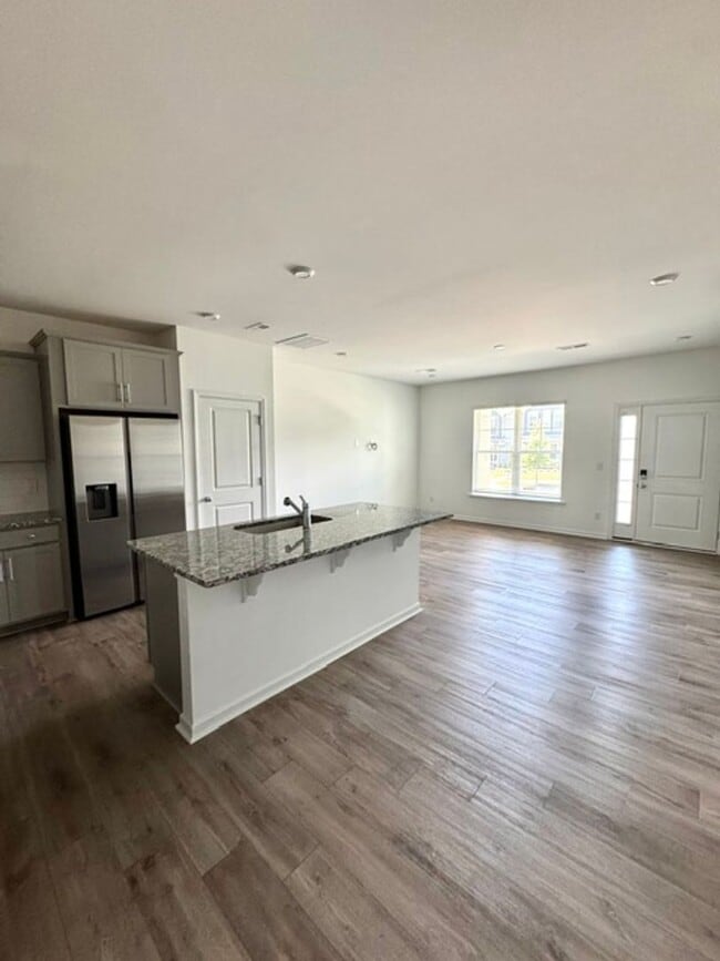 10316 Guardian Dr