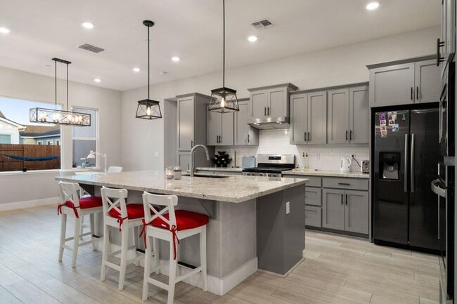 Photo - Beautiful Single-Story Home for Rent – Wes...