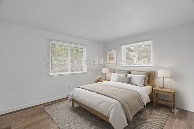 2551 Mary Ave Unit 2551 B