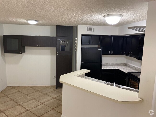 Building Photo - Venetian Place - 2117 Unit 2117 Rental