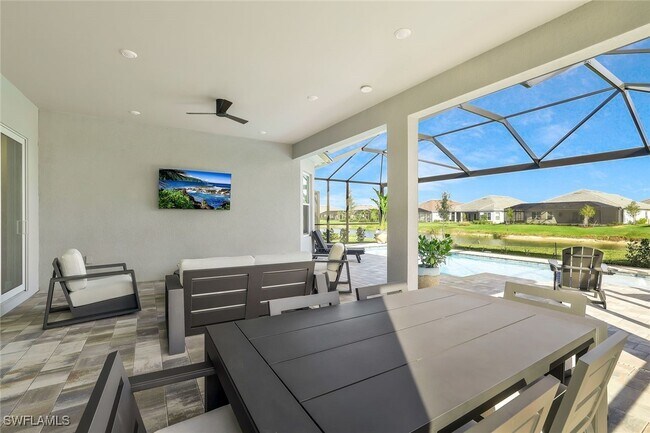Photo - 15804 Derna St