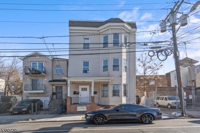 Building Photo - 388 S 11th St Unit 2 Rental