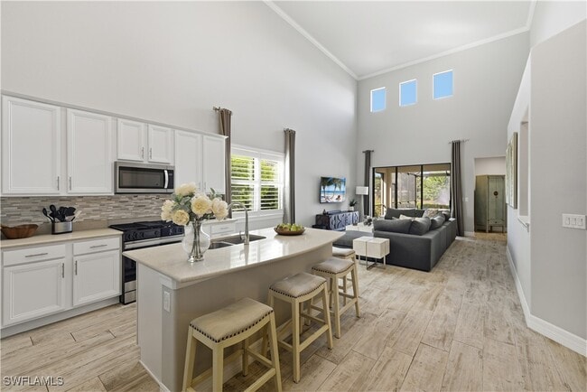 Photo - 7209 Wilton Dr N