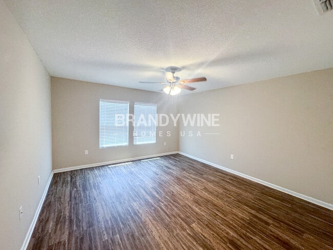 Photo - 1832 James Madison Ct