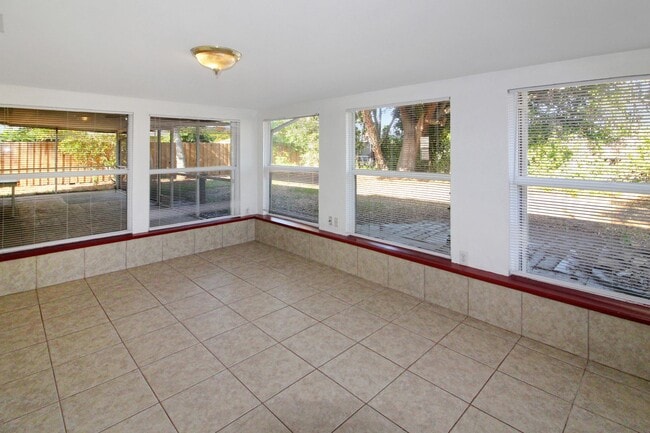 Photo - Venice Gardens Annual Home for Rent