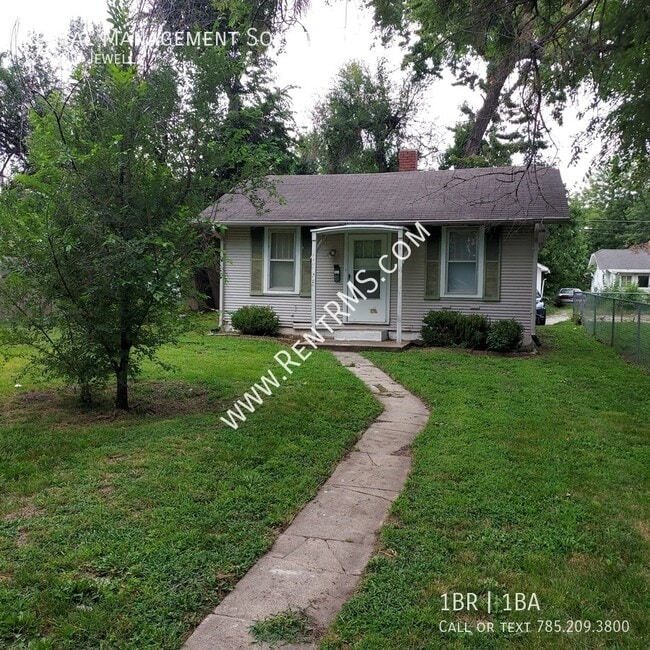 Building Photo - 1235 SW Jewell-