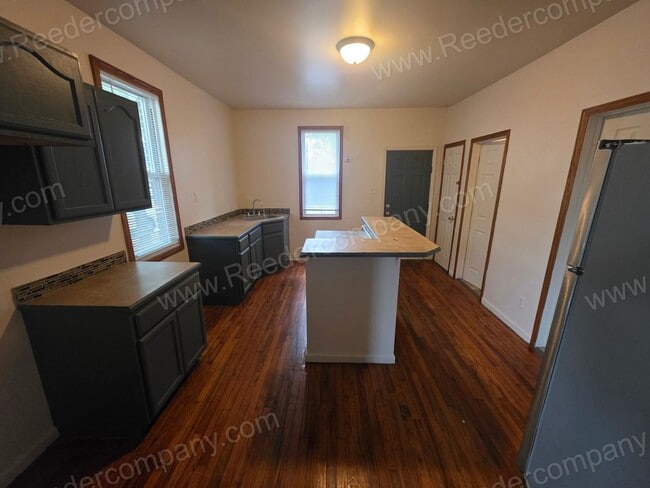 203 142nd St Unidad Rear