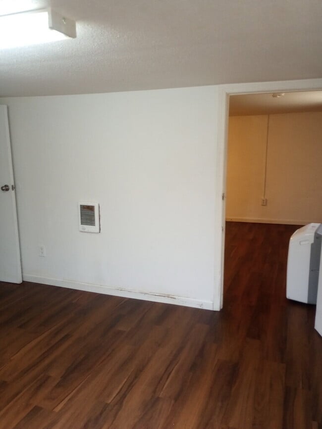 59 Oak St Unidad b