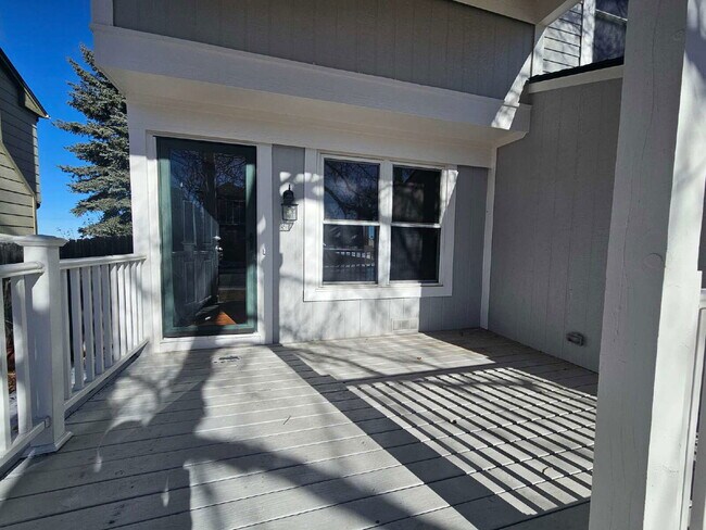 Photo - 150 N Carlton St