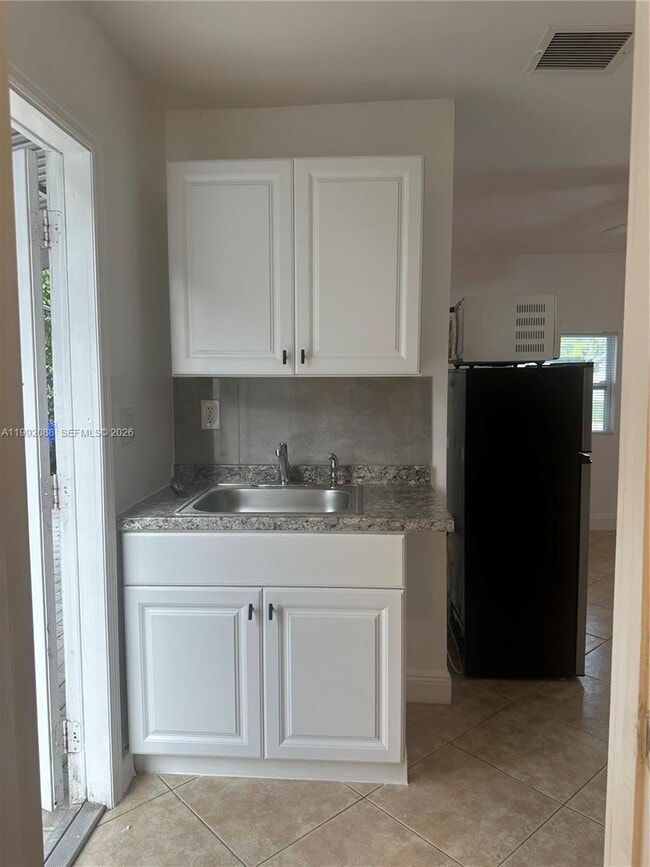 Photo - 2611 NE 8th Terrace