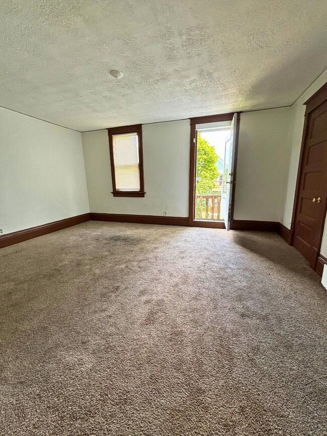 Building Photo - 2823 N 28th St Rental