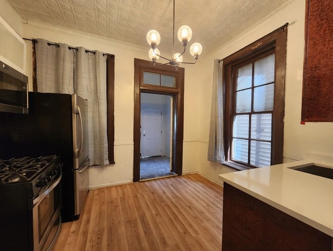 Photo - 1619 S Loomis St Unit 1F
