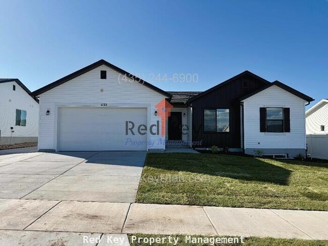 Building Photo - W High Plains Dr. Duplex