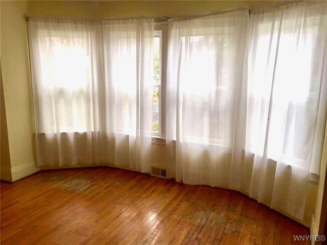 Photo - 224 Ivyhurst Cir