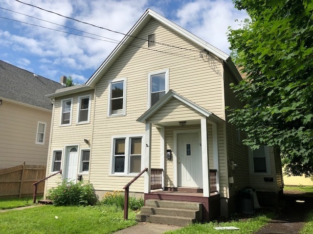 Building Photo - 8 Sands St Unit Apt 1