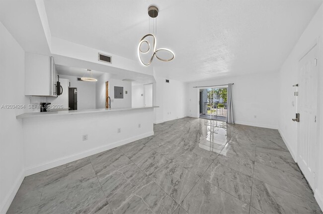 Photo - 8540 SW 212th St Unit 202