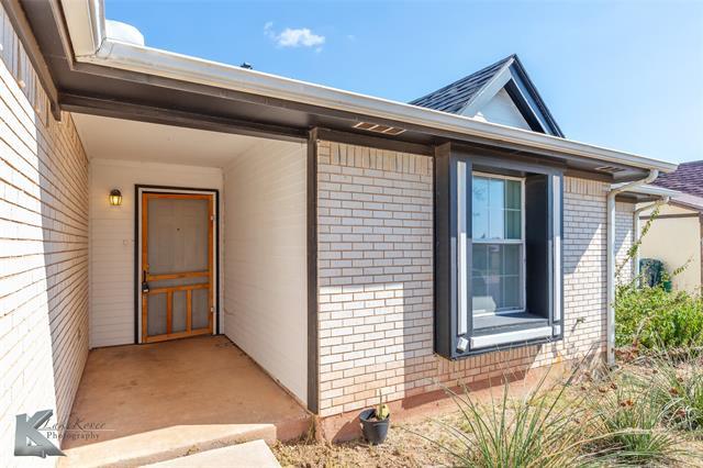 Photo - 717 Chanticleers Ln