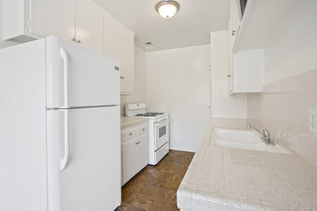 Photo - 10250 Palms Blvd.