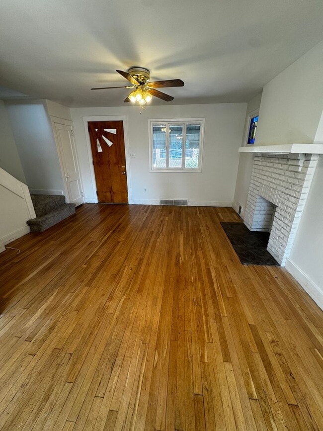 Photo - South Oakland Two Bedroom!