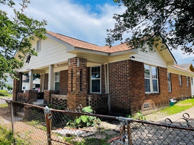 Photo - 6950 Avenue L Casa