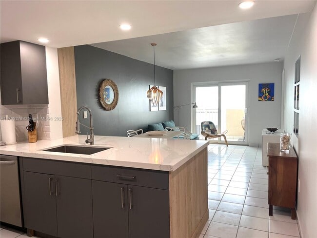 Photo - 6801 Harding Ave Unit 323