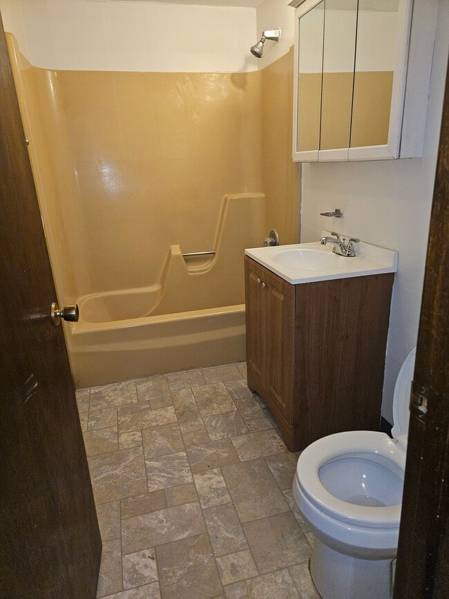 16 Crescent St Unit Cresce