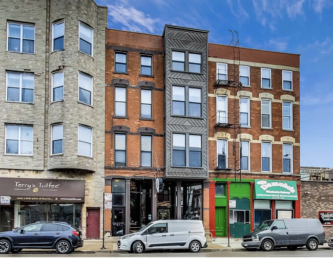 Building Photo - 1119 W Grand Ave Unit 2R Rental