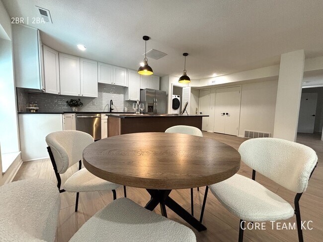 Photo - 2900 W 53rd St Unidad 214