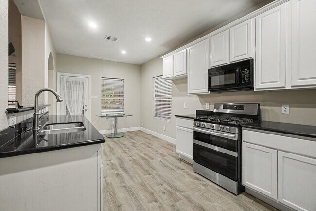 Photo - 3808 Armand Dr